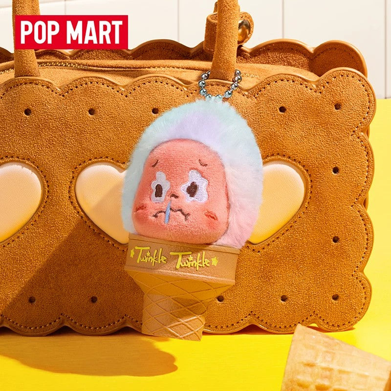 POPMART泡泡玛特星星人欢迎来到月球表面系列冰淇淋毛绒挂件盲盒