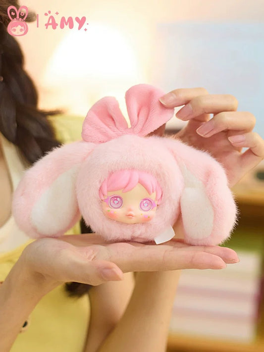 จี้ตุ๊กตานุ่มกระต่ายน้อยของ Amy