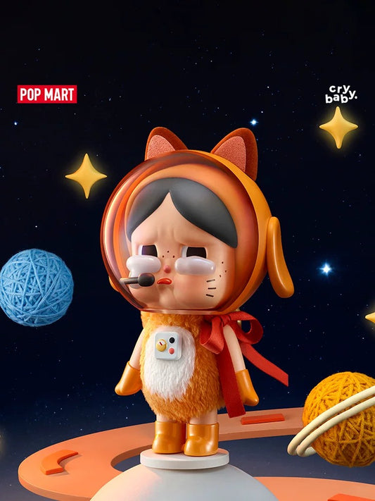ฟิกเกอร์แมวนักบินอวกาศ Crybaby ของ POPMART สีส้ม